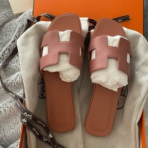 Hermes Oran Epsom sandals size 38
